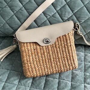 Stylish Tan and Cream Woven Crossbody Bag